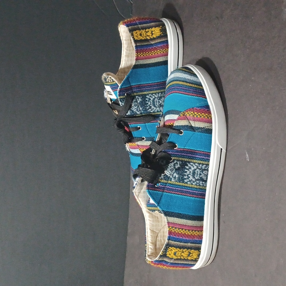 INKKAS  COLORFUL SHOES LACE UP MENS Sz 10 WOMEN'S Sz 12 PRE-OWNED
